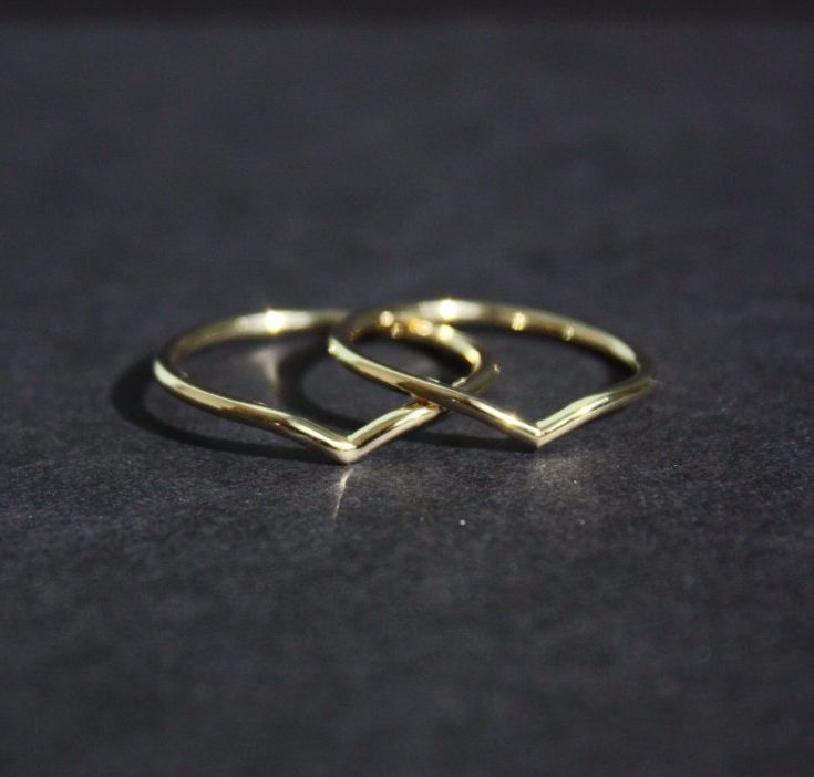 Two 14k gold Wishbone friendship rings for Betül