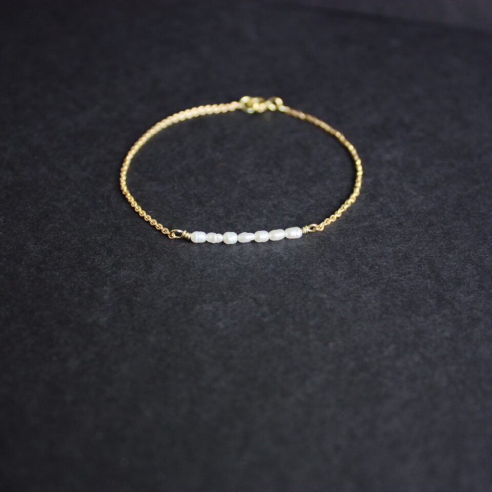 Rice Pearl Bracelet 14k gold